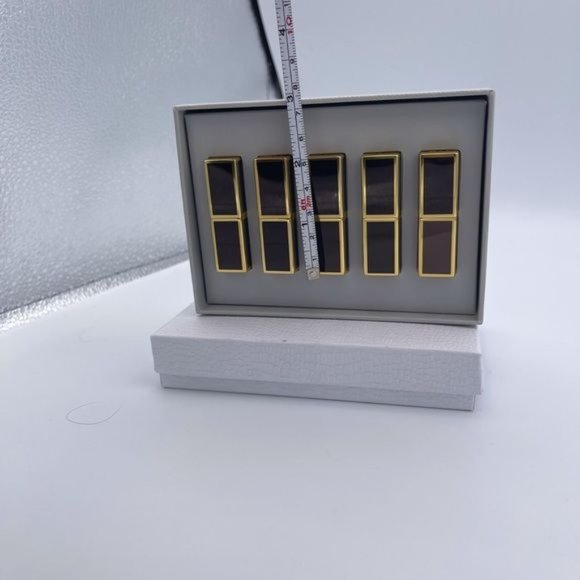 TOM FORD Lip Color Matte #16 SCARLETT ROUGE mini - Picture 4 of 5